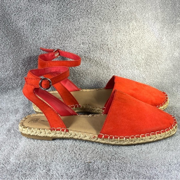 Time And Tru Shoes Women’s Sandal’s Size 9 Straps‎ Close toe Orange - Picture 1 of 9